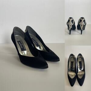 WOMEN'S STUART WEITZMAN BLACK SATIN 3.5" HEEL JEWEL BOW 7.5